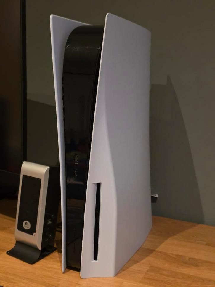 Ps5 + controllers + games, Games en Spelcomputers, Spelcomputers | Sony PlayStation 5, Zo goed als nieuw, Playstation 5, Ophalen