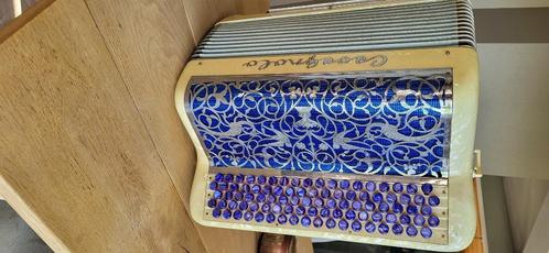 Accordeon Cavagnolo, Muziek en Instrumenten, Accordeons, Gebruikt, Knopaccordeon, Overige merken, Met koffer, Met riemen, Ophalen