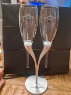 Moët & Chandon standaard met 2 champagne glazen, Antiek en Kunst, Antiek | Glaswerk en Kristal, Ophalen of Verzenden
