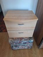 Petite table de nuit, Enlèvement