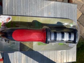 Nieuwe messenslijper  beschikbaar voor biedingen