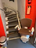 TRAPLIFT/STOEL LIFT IN UITSTEKENDE STAAT ., Diversen, Trapliften, Ophalen, Zo goed als nieuw