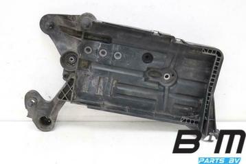 Accuconsole VW Golf 7 5Q0915331K beschikbaar voor biedingen