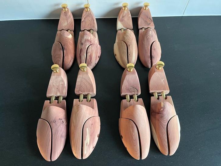 Lot: 4 paar luxe cederhouten schoenspanner maat 46 nieuw, Kleding | Heren, Schoenen, Nieuw, Overige typen, Overige kleuren, Ophalen of Verzenden