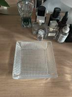 Verschillende glazen trays, Ophalen