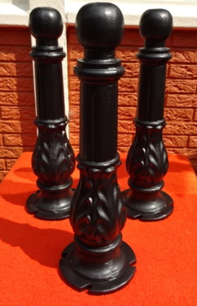 Gietijzeren paal, palen voor de weg, Tuin en Terras, Palen, Balken en Planken, Nieuw, Palen, Ophalen of Verzenden