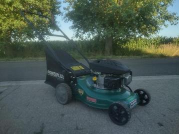 Grasmaaier 3 maal gebuikt in nieuwstaat! Benzine beschikbaar voor biedingen