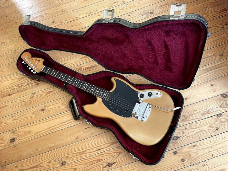 Fender Mustang USA (1976), Muziek en Instrumenten, Snaarinstrumenten | Gitaren | Elektrisch, Gebruikt, Solid body, Fender, Ophalen of Verzenden