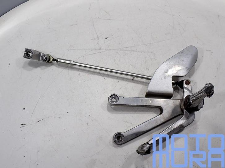 Voetsteun links voor Yamaha YZF R1 1998 - 2001 RN01 RN04 sch, Motoren, Onderdelen | Yamaha, Gebruikt, Ophalen of Verzenden