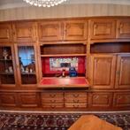 zeer mooie wand kast in onbeschadige staat, Huis en Inrichting, Kasten | Wandmeubels, Ophalen, Zo goed als nieuw