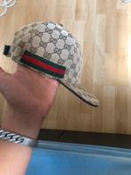 Gucci pet, Ophalen, Pet