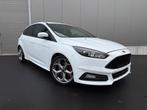 Ford Focus ST / 2.0 BENZINE / 250PK / TOPSTAAT / GARANTIE, Euro 6, Boîte manuelle, Entretenue par le concessionnaire, Noir