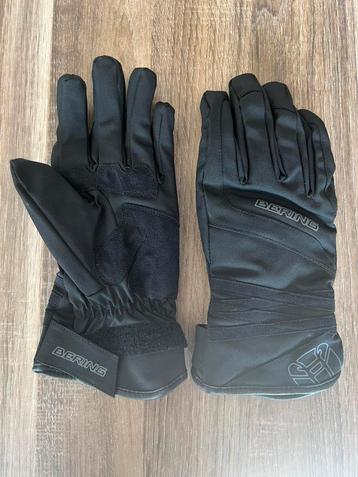 Dameshandschoenen motor maat 7 beschikbaar voor biedingen