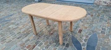 Eettafel eik rondingen 190 x 90 cm max  300 € uitschuifbaar beschikbaar voor biedingen