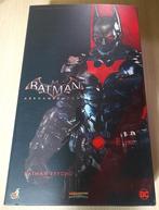 Hot Toys VGM039 Batman Beyond, Verzamelen, Ophalen of Verzenden, Gebruikt, Film, Actiefiguur of Pop