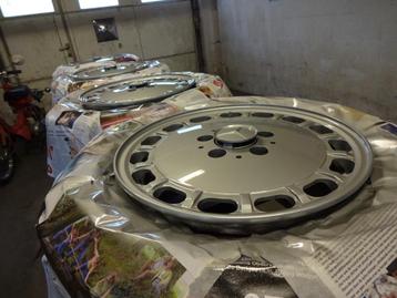 Mercedes Gullideckel Putdeksel ET25 15" beschikbaar voor biedingen