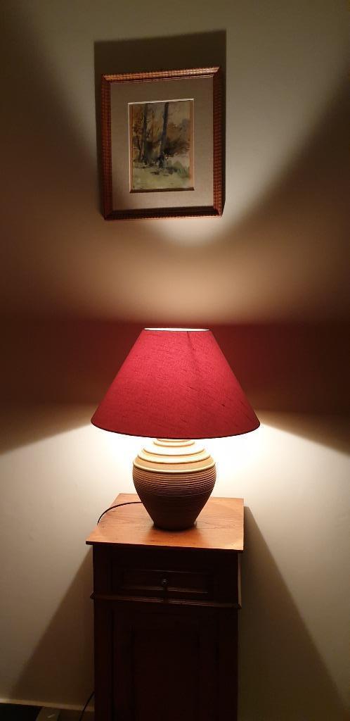 Sfeerlamp, tafellamp met aardewerken voet, Huis en Inrichting, Lampen | Tafellampen, Zo goed als nieuw, 50 tot 75 cm, Overige materialen