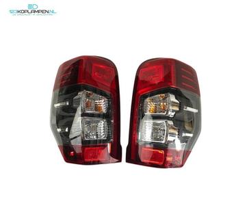 Mitsubishi L200 Facelift achterlichten links rechts beschikbaar voor biedingen