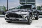 Aston Martin V8 DBX Pano 22' Keyless VentilSeats Paint to Sa, Auto's, Aston Martin, Automaat, Gebruikt, 4000 cc, Leder
