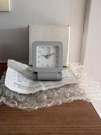 Reiswekker, Elektronische apparatuur, Wekkers, Ophalen of Verzenden, Nieuw, Analoog