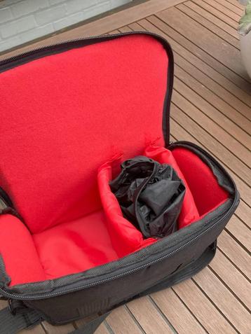 cameratas met regenhoes beschikbaar voor biedingen
