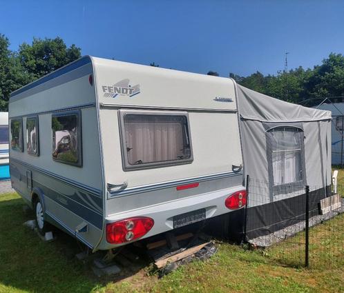 Caravan + 4seizoens voortent, Caravans en Kamperen, Caravans, Particulier, tot en met 3, Treinzit, Fendt, Dwarsbed, Omvormbare zithoek