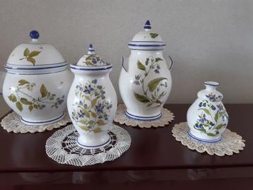 faience vazen / potten beschikbaar voor biedingen