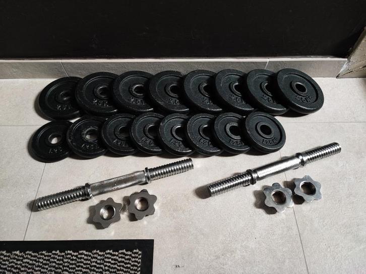 34kg Halterset (30mm), Sport en Fitness, Fitnessmaterialen, Gebruikt, Halterset, Armen, Benen, Borst, Buik, Rug, Ophalen