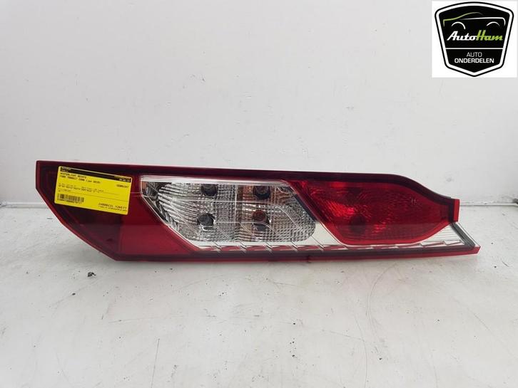FEU ARRIÈRE DROIT Ford Transit Connect (PJ2) (01-2013/-), Autos : Pièces & Accessoires, Éclairage, Ford, Utilisé