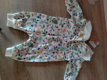 Onesie baby meisje  beschikbaar voor biedingen