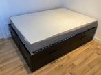 Cadre de lit + matelas 140X200 Ikea, Huis en Inrichting, Slaapkamer | Bedden, Ophalen, Zwart, Tweepersoons, 140 cm