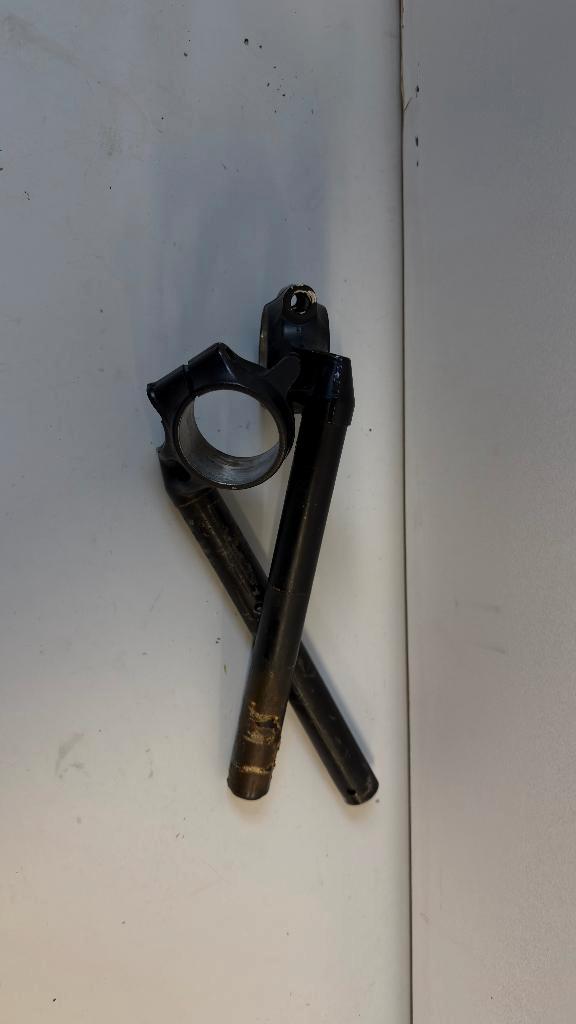 Clips pour Honda CBR600RR PC37 2003-2006 (volant), Motos, Pièces | Honda, Utilisé, Enlèvement ou Envoi