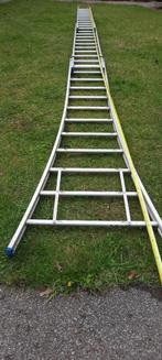Professionele gekeurde 3-delige alu ladder 12 sporten, Doe-het-zelf en Bouw, Ladders en Trappen, Ladder, Ophalen of Verzenden