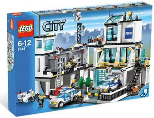 LEGO City, Doos 7744, Enfants & Bébés, Jouets | Duplo & Lego, Utilisé, Lego, Enlèvement