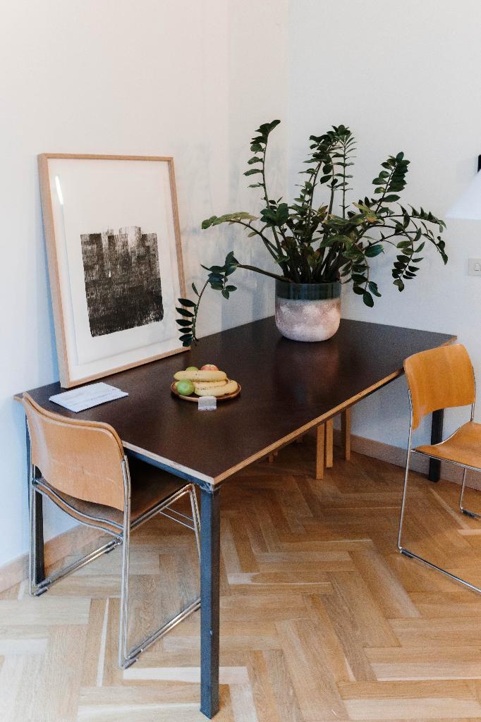 Tafel staal + betonplex, Huis en Inrichting, Tafels | Eettafels, Gebruikt, Ophalen