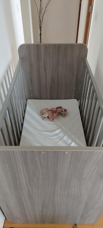 Lit a barreaux (Nolan)  beschikbaar voor biedingen
