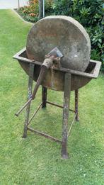 Oude slijpsteen water/steen, Ophalen