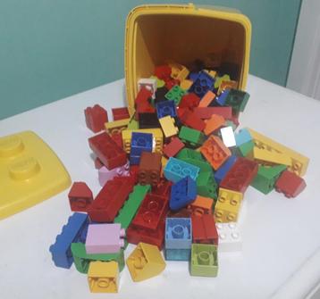 Boîte Duplo avec 140 blocs Duplo