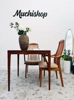 Table vintage en teck massif, Teck, Quatre personnes, 50 à 100 cm, Carré