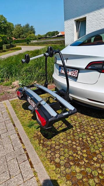 TE HUUR fietsenrek voor elektrische fietsen  beschikbaar voor biedingen