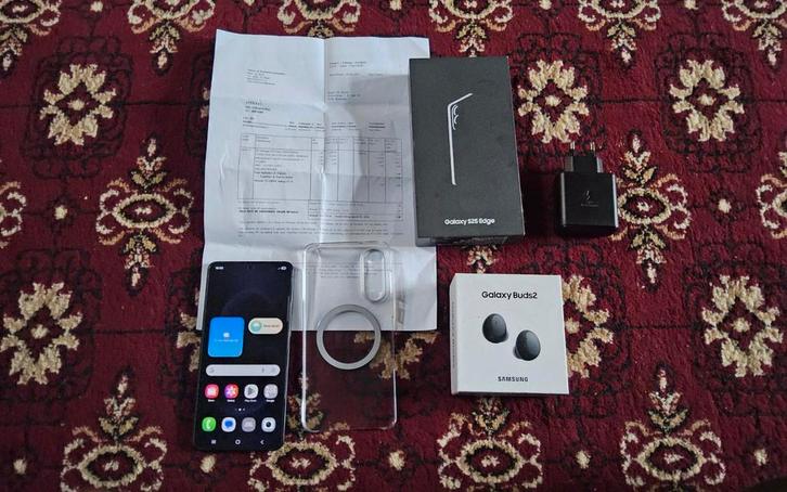 Samsung galaxy S25 Edge, bijna nieuw, 256gb, met accessoires, Telecommunicatie, Mobiele telefoons | Samsung, Zo goed als nieuw