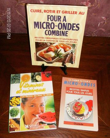 3 Livres de CUISINE " SPECIAL MICRO - ONDES " NEUF"