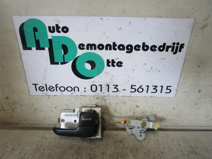 Poignée portière 2portes droite d'un Mazda MX-6 (MX-6 92-), Autos : Pièces & Accessoires, Carrosserie & Tôlerie, Mazda, Utilisé