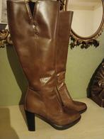 Laarzen nero gardini, Enlèvement