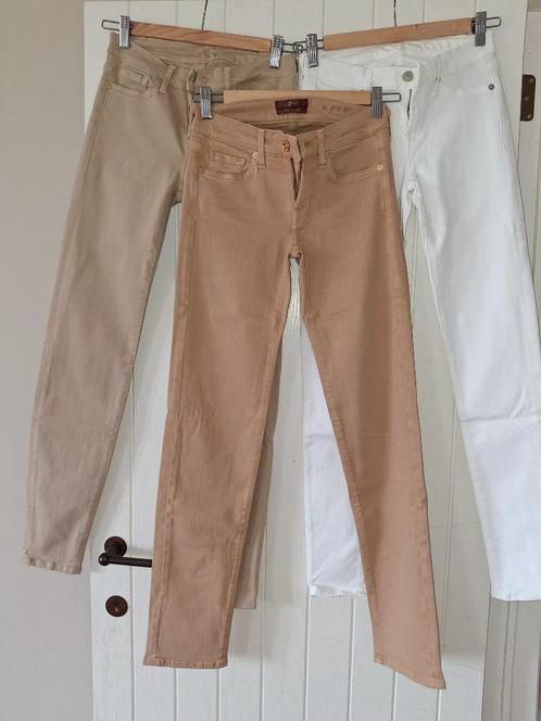 Super Bargain 3 pantalons 7 pour toute l'humanité, taille 26, Vêtements | Femmes, Jeans, Neuf, W27 (confection 34) ou plus petit