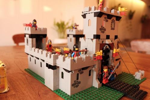 Lego kasteel 6080 (vintage), Enfants & Bébés, Jouets | Duplo & Lego, Utilisé, Lego, Ensemble complet, Enlèvement ou Envoi