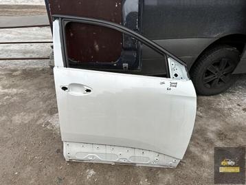 Peugeot 3008 5008 II voordeur rechts beschikbaar voor biedingen