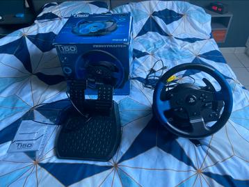 Thrustmaster T150 voor PS4, en PC beschikbaar voor biedingen