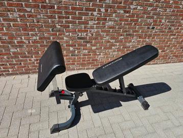 2x Bodycraft bench met leg extention etc beschikbaar voor biedingen