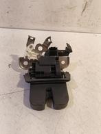 SLOTVANGER ACHTERKLEP ELEKTR Audi Q5 (8RB), Auto-onderdelen, Gebruikt, Audi, Achterklep